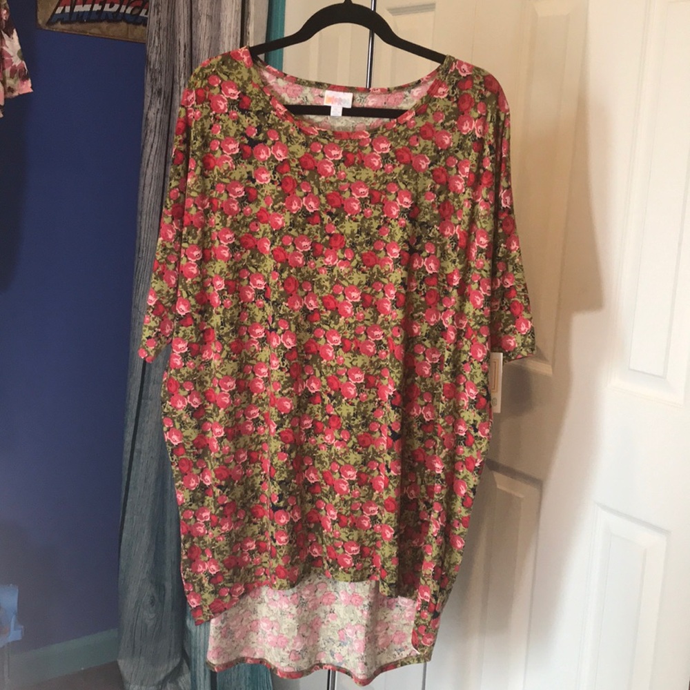 LuLaRoe Irma tunic *roses* size XL